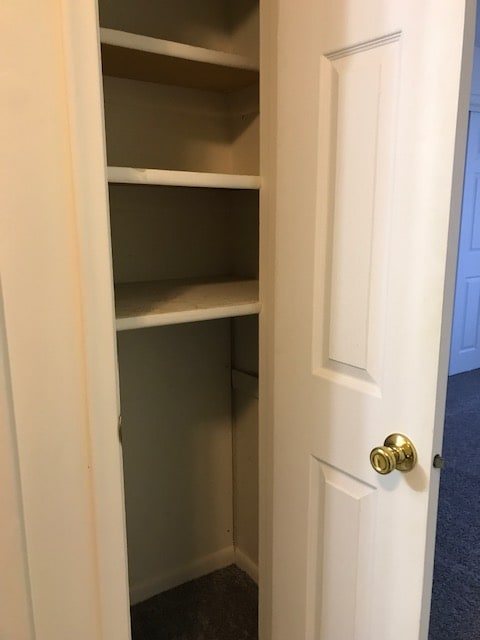 Building Photo - 634 W Foulke Ave