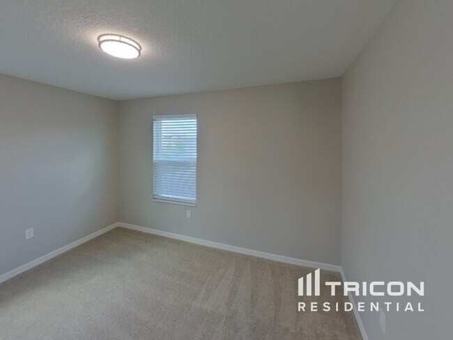 Building Photo - 10710 Southern Forest Dr