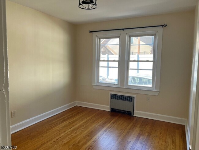 Building Photo - 215 Saddle River Rd