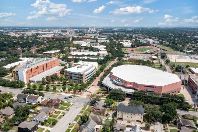 Building Photo - 4306 Ennis St