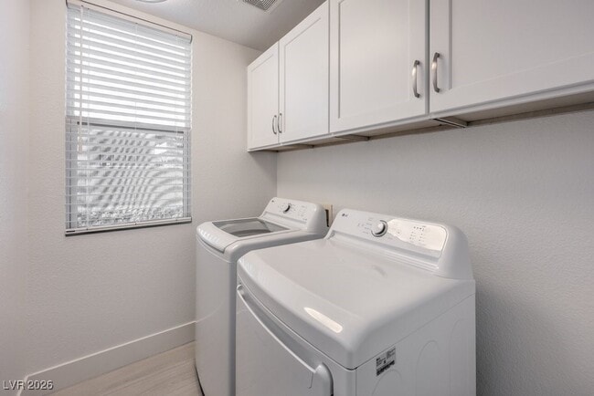 Building Photo - 111 Twin Towers Ave