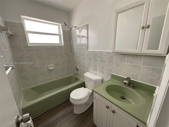 Building Photo - 1945 NW 29th St