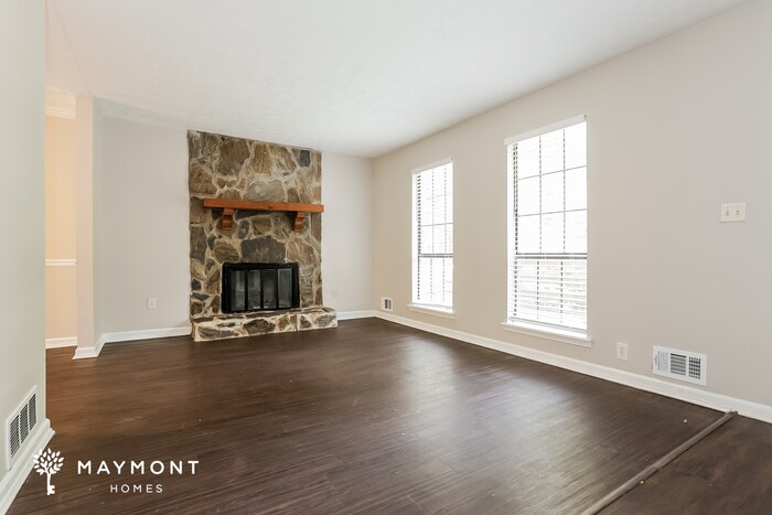 Building Photo - 4473 Fowler Ln