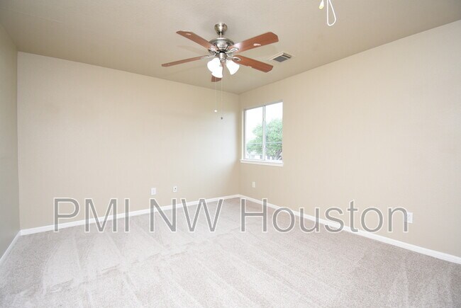 Building Photo - 26306 Hartwill Dr