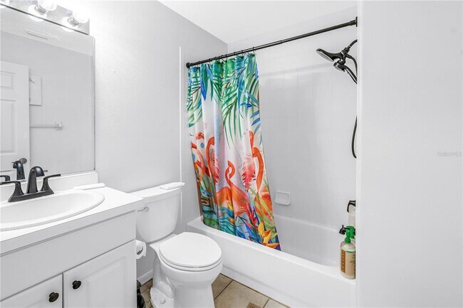 Building Photo - 8350 Wingate Dr