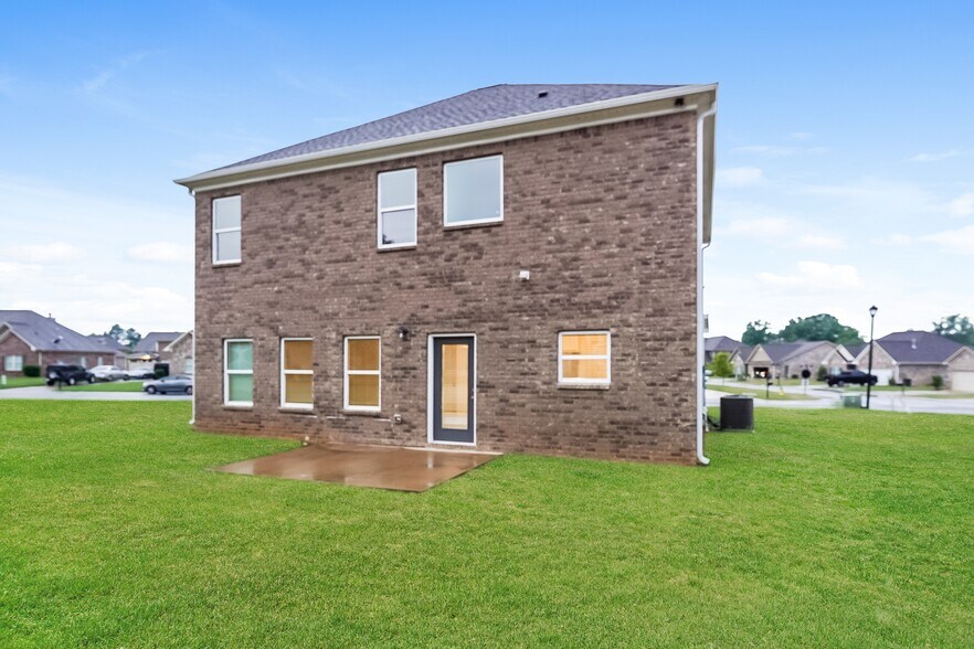 Building Photo - 5418 Bluebell Cir