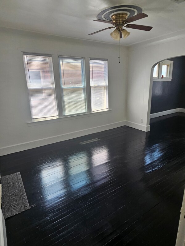 Building Photo - 7342 Wykes St