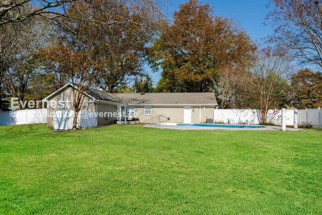 Building Photo - 100 Shackleford Rd