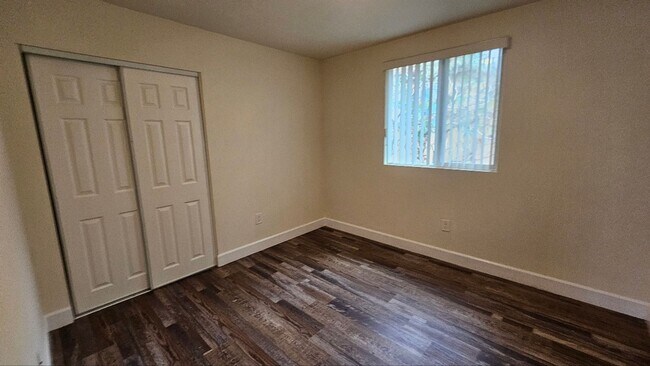 Building Photo - 23(1456,1458)