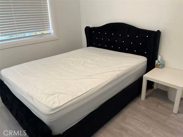 Building Photo - 702 Mustang Cir