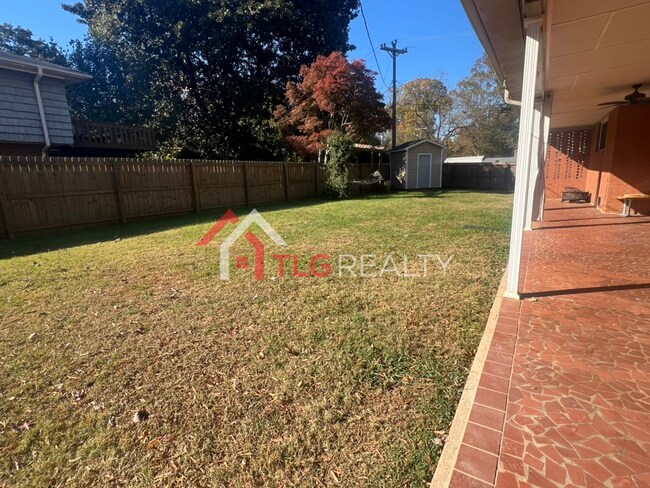 Building Photo - 4044 Somerdale Ln