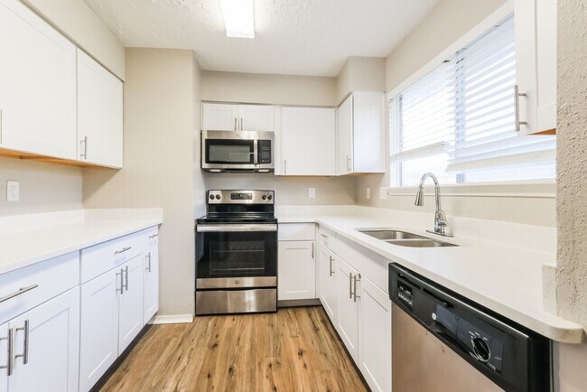 Building Photo - 4306 Owens Creek Ln