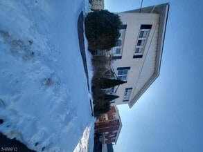 Building Photo - 123 W 1st Ave