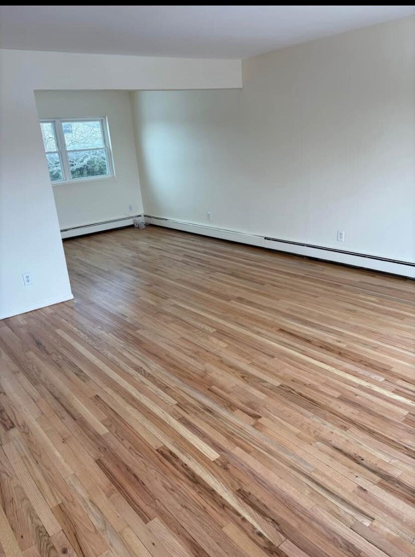 Building Photo - 28 Baldwin St