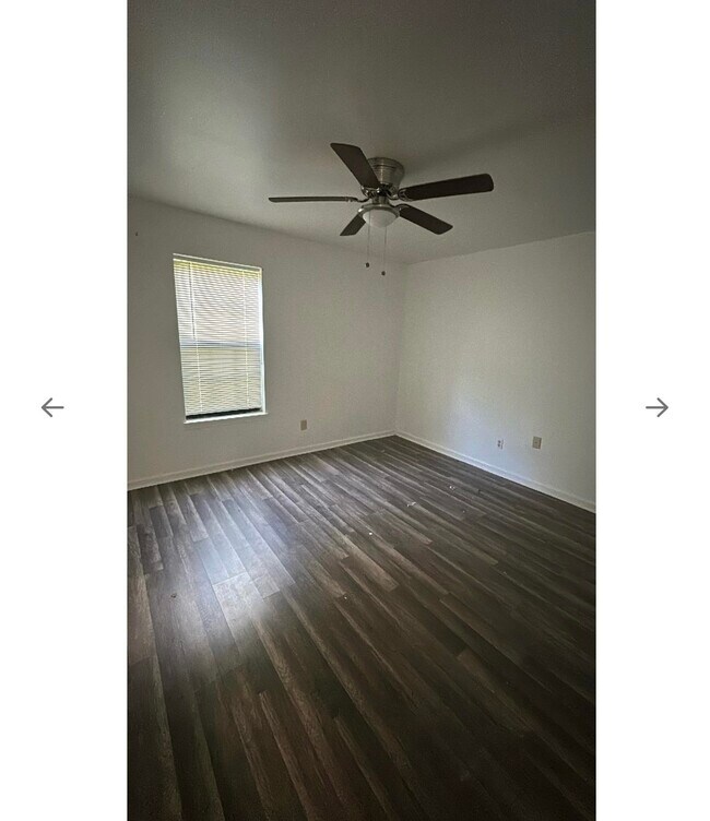 Building Photo - 2555 Chateau Ln