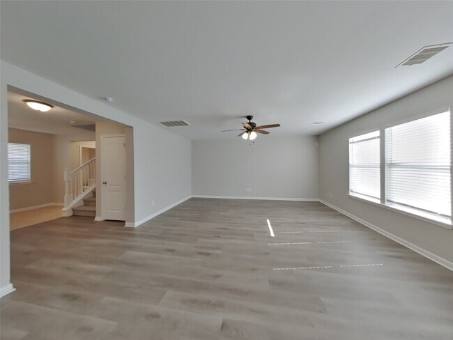 Building Photo - 7914 Moss Springs Ct