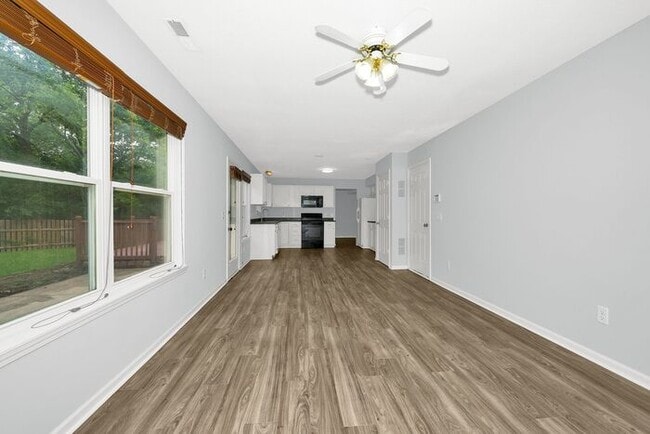 Building Photo - Great 4 Bedroom, 2.5 Bath Home in Fishers!