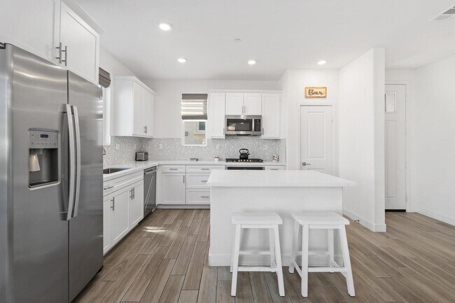 Building Photo - 76333 Trojan Dr