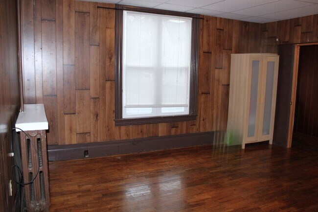 Building Photo - 967-971 Ch ADV RESIDENTIAL