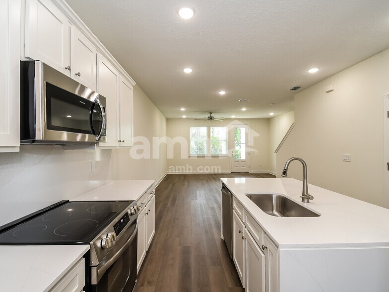 Building Photo - 97002 Blackrock Cv Wy