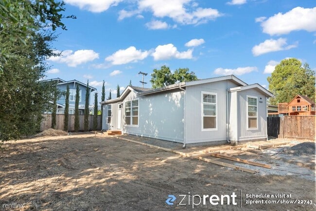 Building Photo - 3 br, 2 bath House - 1133 Lovell Ave, Camp...