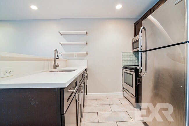 Building Photo - 788 Classon Ave