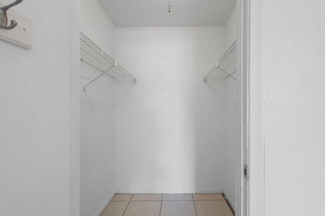 Building Photo - 5854 Kumquat Rd