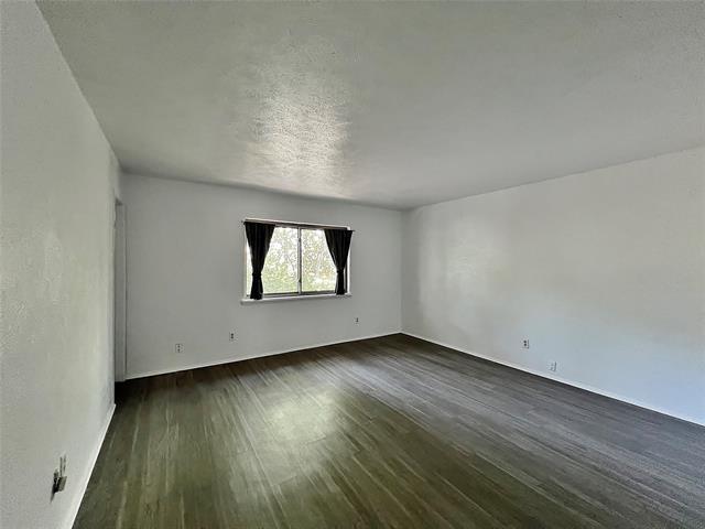 Building Photo - 7127 Winterberry Dr