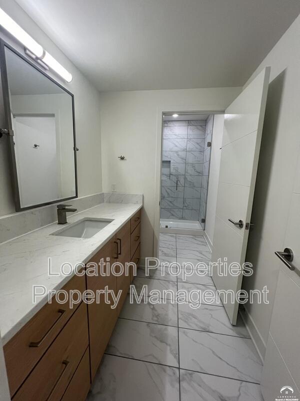 Building Photo - 1840 Quail Creek Dr