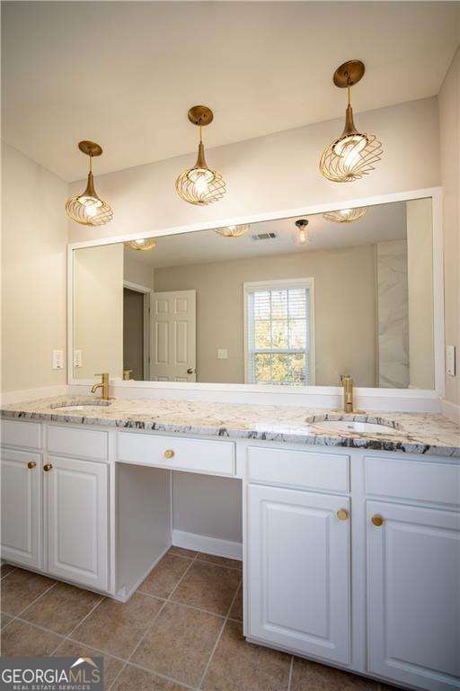 Building Photo - 265 Balaban Cir