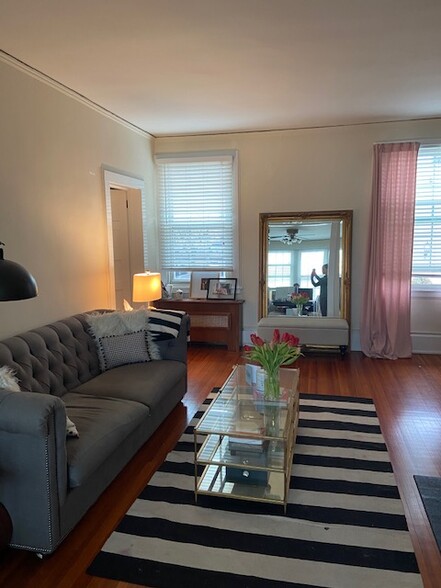 Building Photo - 106 Kraft Ave