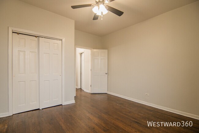 Building Photo - 308 S Springfield Ave