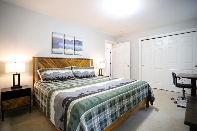 Building Photo - 26 Durgin Cir