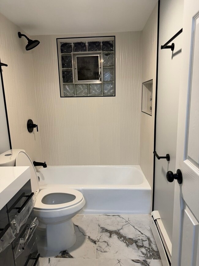 Building Photo - 82 Luella Ave