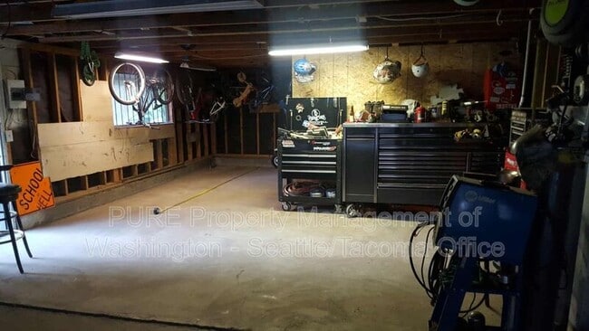 Building Photo - 5215 53rd St W