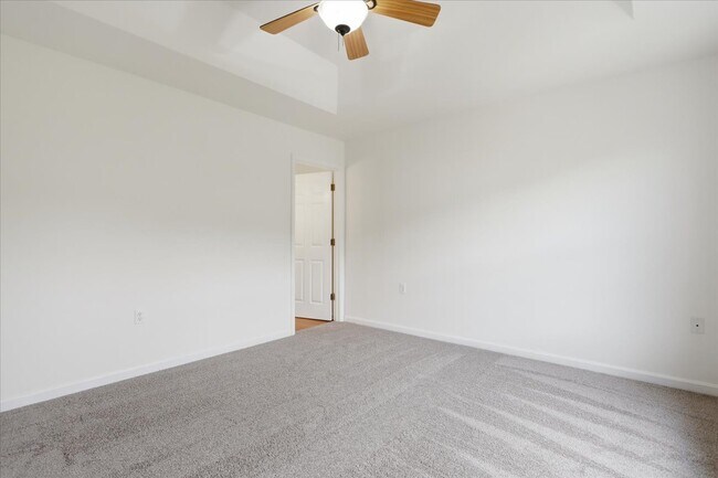 Building Photo - 32 Mabel Ln