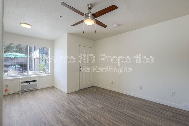 Building Photo - 9430 Winter Gdns Blvd