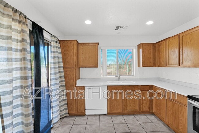 Building Photo - 701 S 122nd Ave