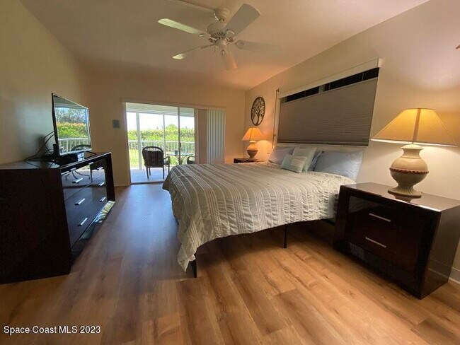 Building Photo - 555 Fillmore Ave