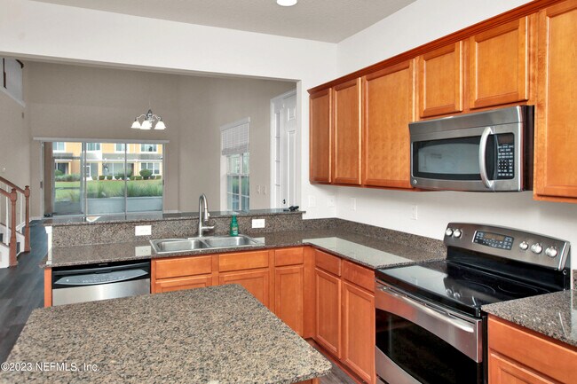 Building Photo - 14046 Saddlehill Ct