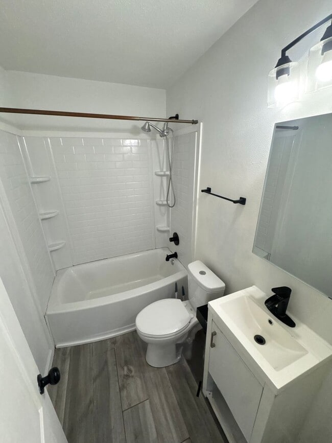 Building Photo - South Bossier!