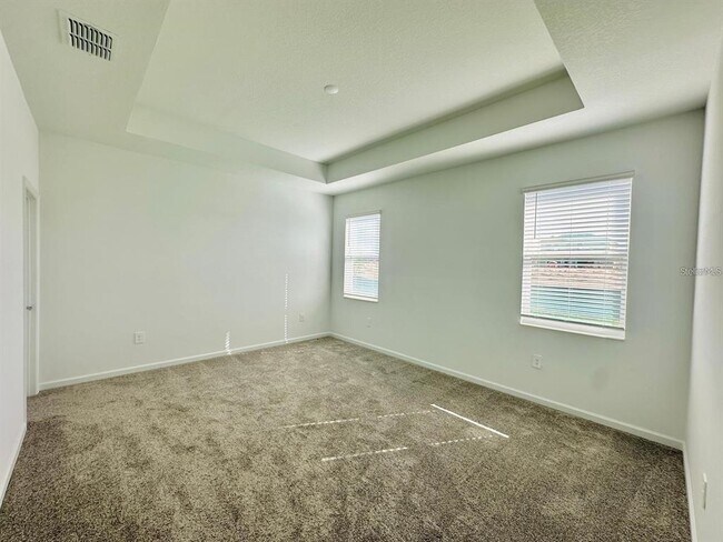 Building Photo - 2665 Armstrong Ave