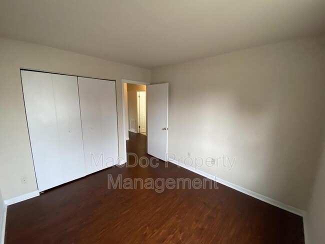 Building Photo - 1000 James Madison Cir