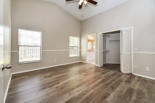 Building Photo - 11015 Felton Ct