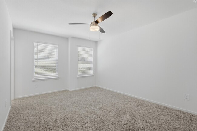 Building Photo - 7720 Inwood Grv Ln