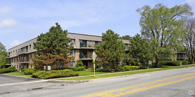 Building Photo - Park Meadows