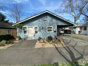 Building Photo - 162il