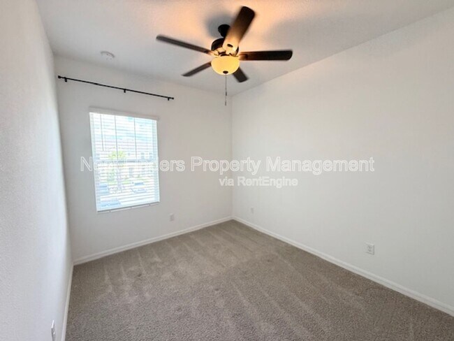 Building Photo - 358 Annies Pl
