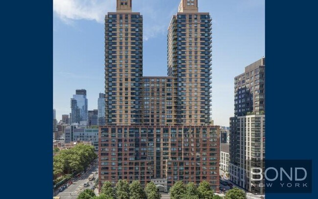 Building Photo - 55-75 West End Avenue