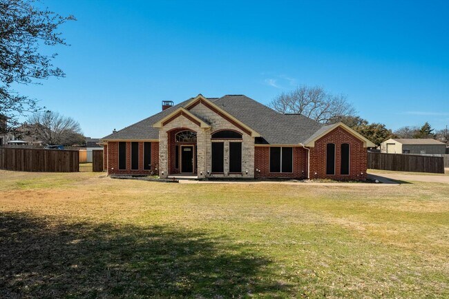 Primary Photo - 6811 Singleton Rd
